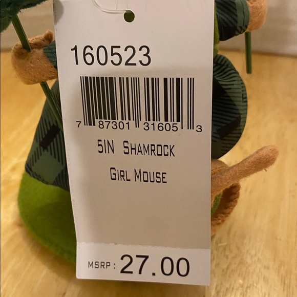 Annalee 5 inch shamrock girl Mouse. NWT. Perfect for St Patrick’s Day decor - Picture 4 of 6